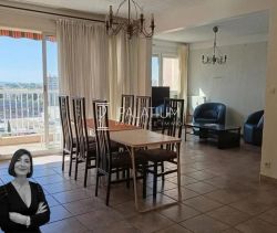 A louer APPARTEMENT T4 79 M2  SALON DE PROVENCE