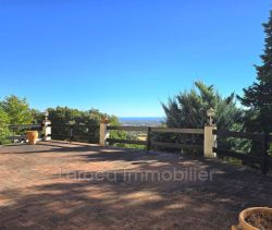 A vendre MAISON  3 PIECES 78 M2 BORD DE MER LAROQUE DES ALBERES Village