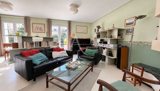 A vendre MAISON  5 PIECES 145 M2 BORD DE MER LONGEVILLE SUR MER