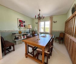 A vendre MAISON  5 PIECES 145 M2 BORD DE MER LONGEVILLE SUR MER