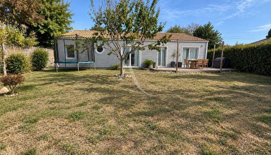A vendre MAISON  5 PIECES 127 M2  AVRILLE
