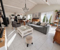A vendre MAISON  5 PIECES 127 M2  AVRILLE