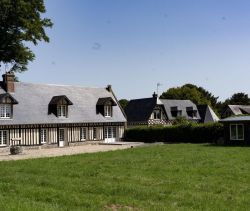 A louer MAISON  DE MAîTRE BORD DE MER SAINT RIQUIER ES PLAINS