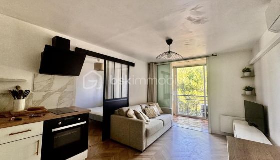 A louer APPARTEMENT T2 24 M2 BORD DE MER LA SEYNE SUR MER