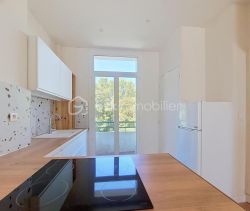 A louer APPARTEMENT T2 40 M2 BORD DE MER TOULON