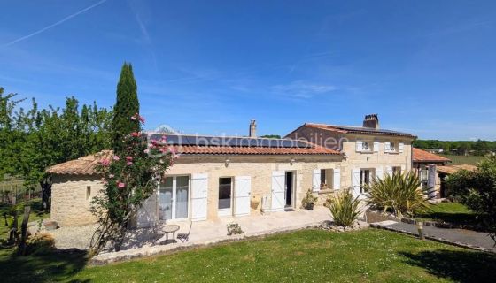 A louer LONGèRE  7 PIECES 215 M2  LIBOURNE
