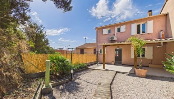 A louer MAISON  4 PIECES 89 M2 BORD DE MER SARROLA CARCOPINO