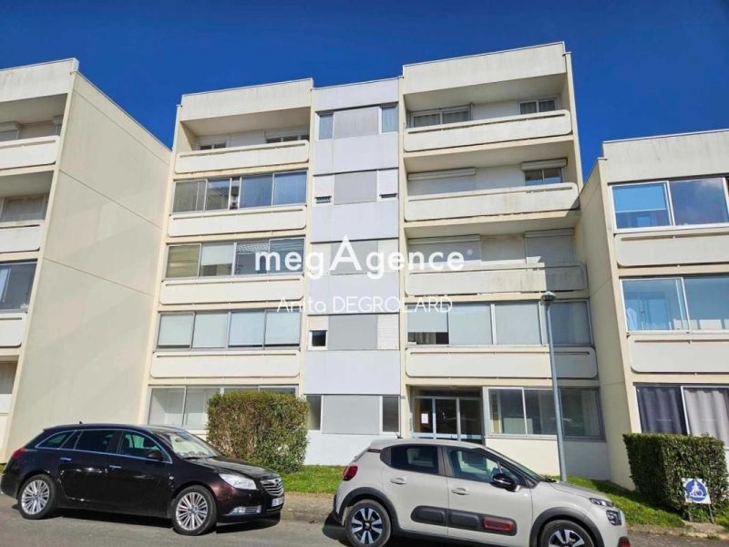 A louer APPARTEMENT T4 78 M2  LA ROCHE SUR YON