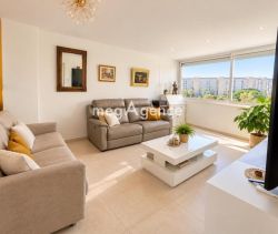 A louer APPARTEMENT T3 69 M2 VUE MER TOULON