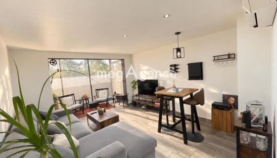 A louer APPARTEMENT T3 63 M2 BORD DE MER LA SEYNE SUR MER