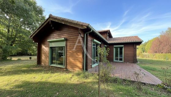 A vendre MAISON  5 PIECES 120 M2  SAINT HILAIRE LA FORET