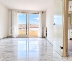 A louer APPARTEMENT T3 63 M2  PERPIGNAN