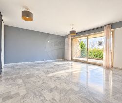 A louer APPARTEMENT T3 67 M2 TERRASSE BORD DE MER NICE