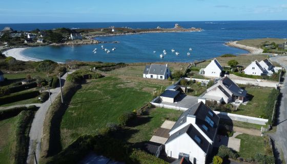 A vendre jolie Maison 5 pieces 155 m&sup2;  vue mer plage a pieds Plouguerneau