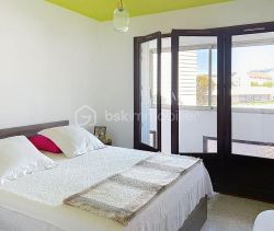 A louer APPARTEMENT NEUF T3 60 M2 BORD DE MER TOULON
