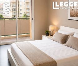 A louer APPARTEMENT T3 72 M2 BORD DE MER CAGNES SUR MER