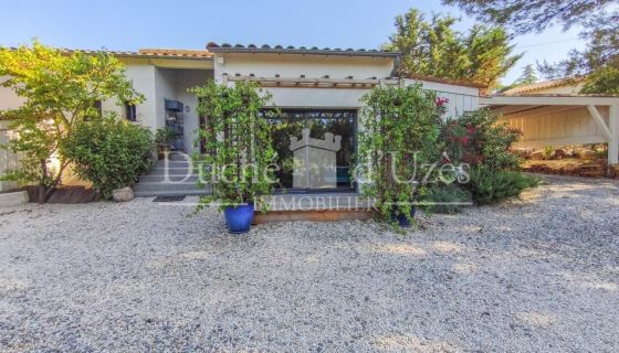 A louer MAISON  5 PIECES 125 M2  UZES