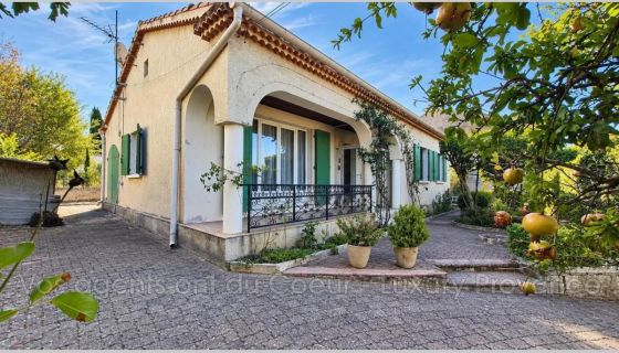 A louer MAISON  5 PIECES 93 M2  PEYNIER