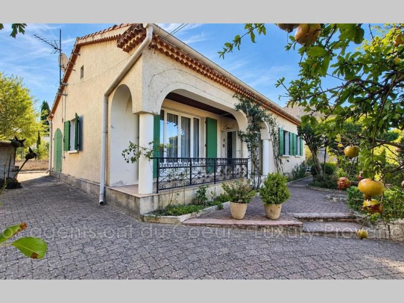A louer MAISON  5 PIECES 93 M2  PEYNIER