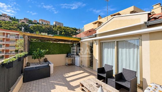 A louer APPARTEMENT DUPLEX T4 84 M2 TERRASSE VUE MER NICE
