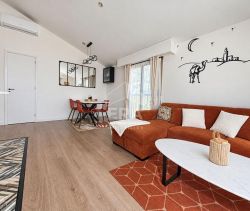 A louer APPARTEMENT DUPLEX T4 84 M2 TERRASSE VUE MER NICE