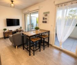 A louer APPARTEMENT T2 40 M2 TERRASSE BORD DE MER MARTIGUES