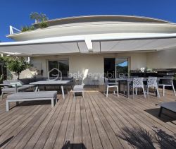 A louer APPARTEMENT DE PRESTIGE NEUF T3 89 M2 TERRASSE PIEDS DANS L'EAU CARRY LE ROUET
