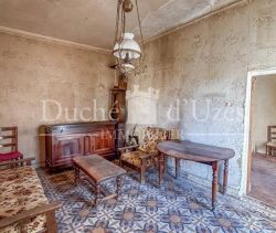 A louer MAISON  DE MAîTRE  UZES