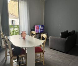 A louer APPARTEMENT T3 46 M2  PEZENAS