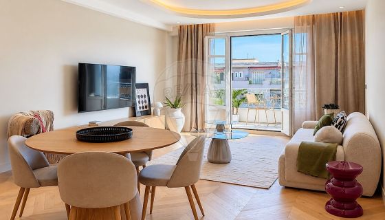 A louer APPARTEMENT T3 73 M2 BORD DE MER NICE