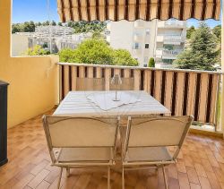 A louer APPARTEMENT T3 61 M2 TERRASSE BORD DE MER SAINT LAURENT DU VAR