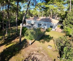 A louer MAISON  D'ARCHITECTE BORD DE MER LES MATHES