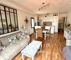 A louer APPARTEMENT DE PRESTIGE T2 46 M2 BORD DE MER LES SABLES D OLONNE