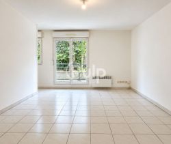 A louer APPARTEMENT T2 44 M2  LENS