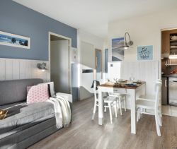 A louer APPARTEMENT T2 40 M2 TERRASSE BORD DE MER LE POULIGUEN