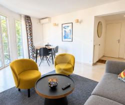 A louer APPARTEMENT T3 56 M2 BORD DE MER ANTIBES