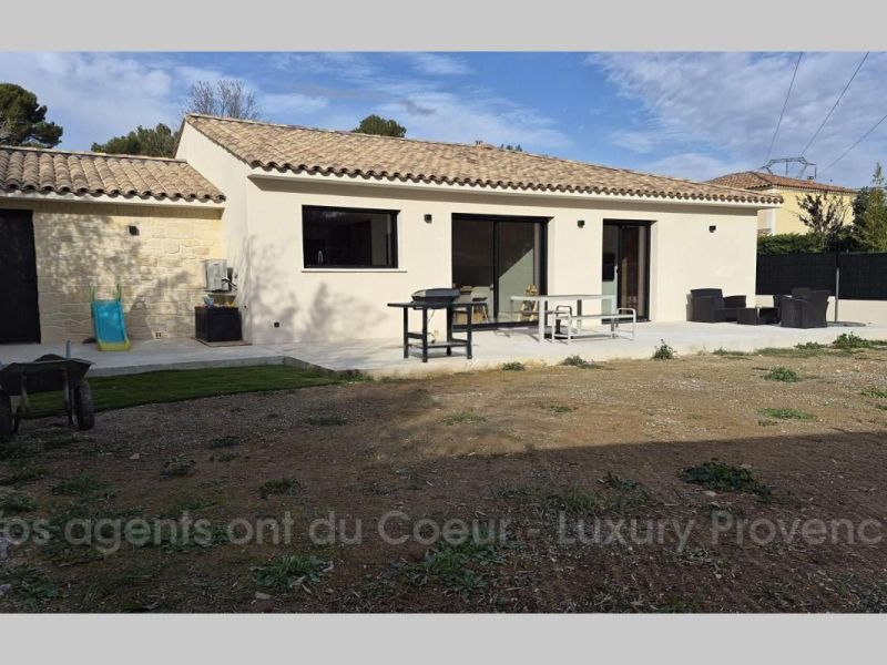 A louer MAISON  4 PIECES 103 M2  ROUSSET