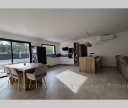 A louer MAISON  4 PIECES 103 M2  ROUSSET