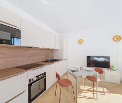 A louer STUDIO  26 M2 BORD DE MER NICE